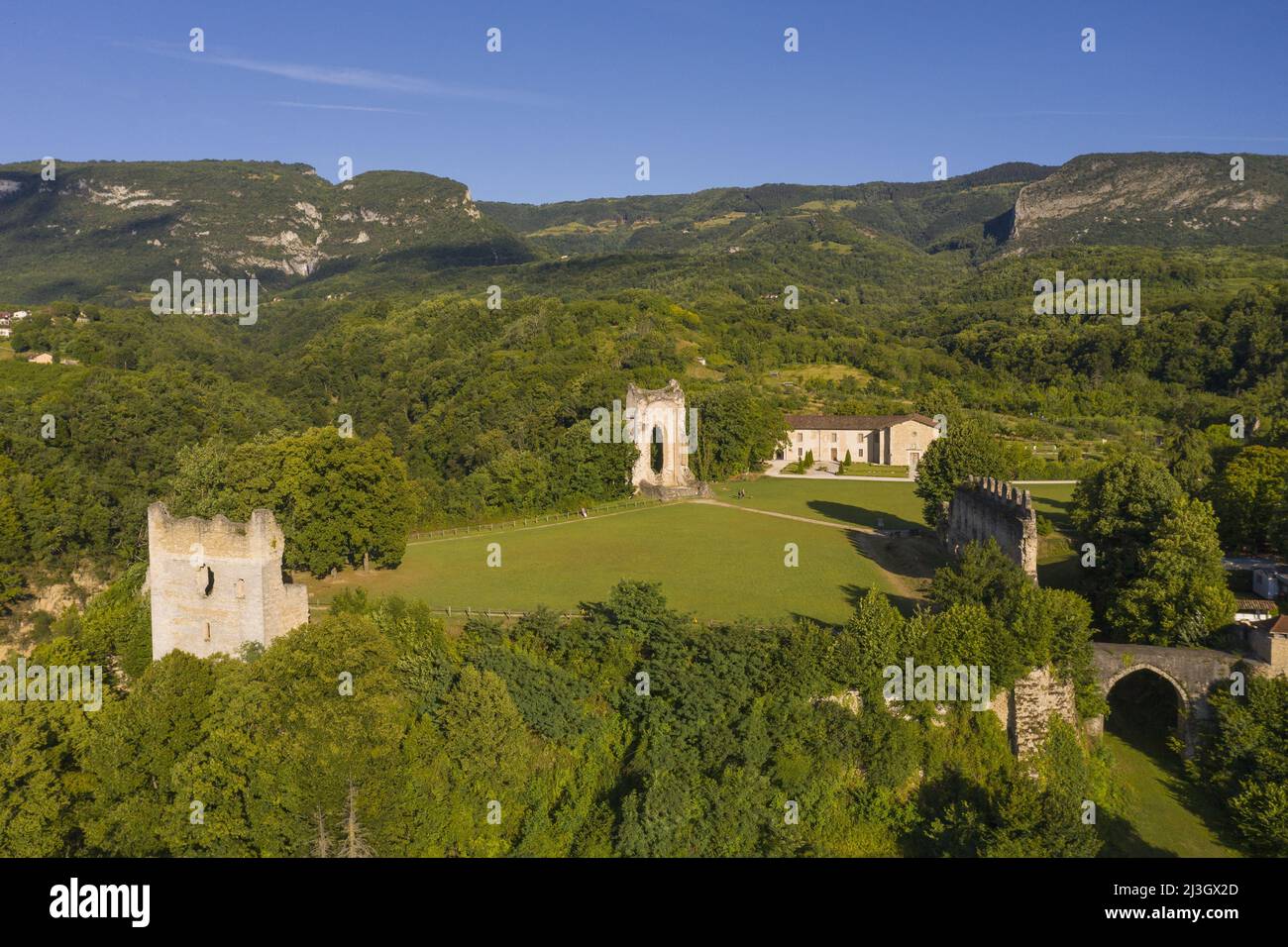 France, Isere, Beauvoir en Royans, Medieval site Couvent des Carmes(site classified as a historical monument), Vercors Regional Natural Park (aerial view) Stock Photo