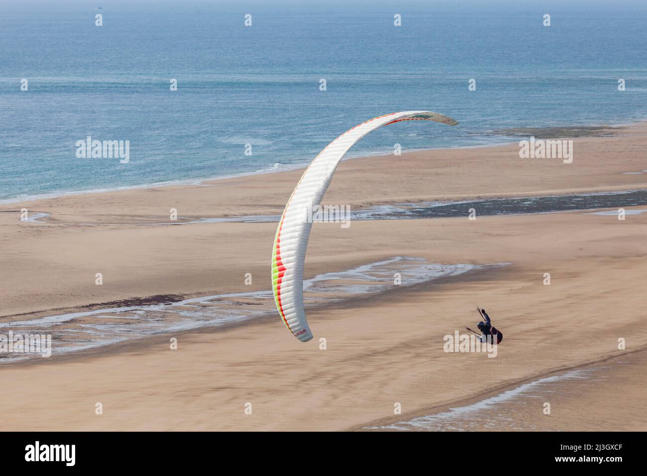 France, Manche, Cotentin, Barneville-Carteret, Cap de Carteret, Vieille Eglise beach, paragliding Stock Photo