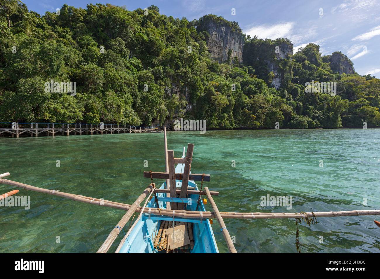 Philippines, Palawan, Quezon, Tabon Caves Complex and Lipuun Point Reservation, arrival by outrigger canoe on the site gathering many prehistoric caves Stock Photo