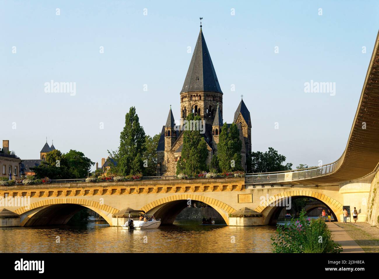 France, Moselle, Metz, the Moselle river banks, the Moyen bridge, Petit