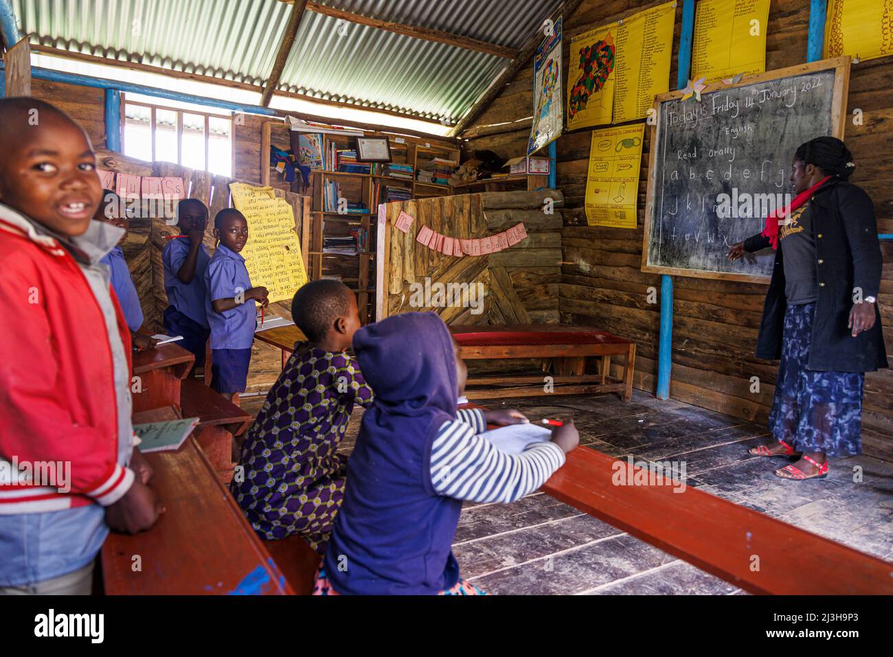 uganda-kabale-district-bunyonyi-lake-itambira-island-school-stock