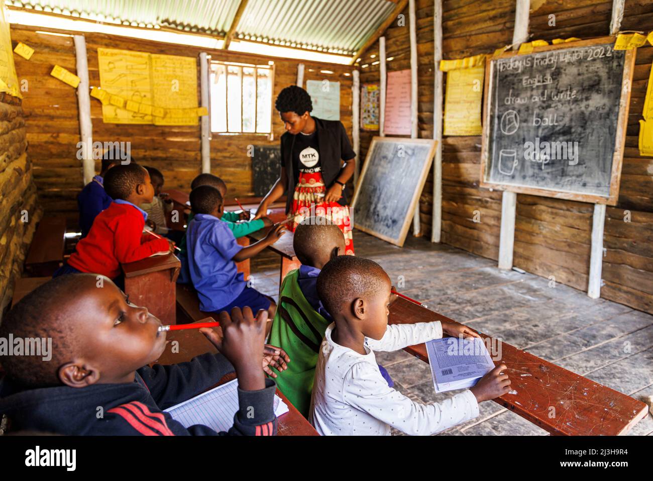 uganda-kabale-district-bunyonyi-lake-itambira-island-school-stock