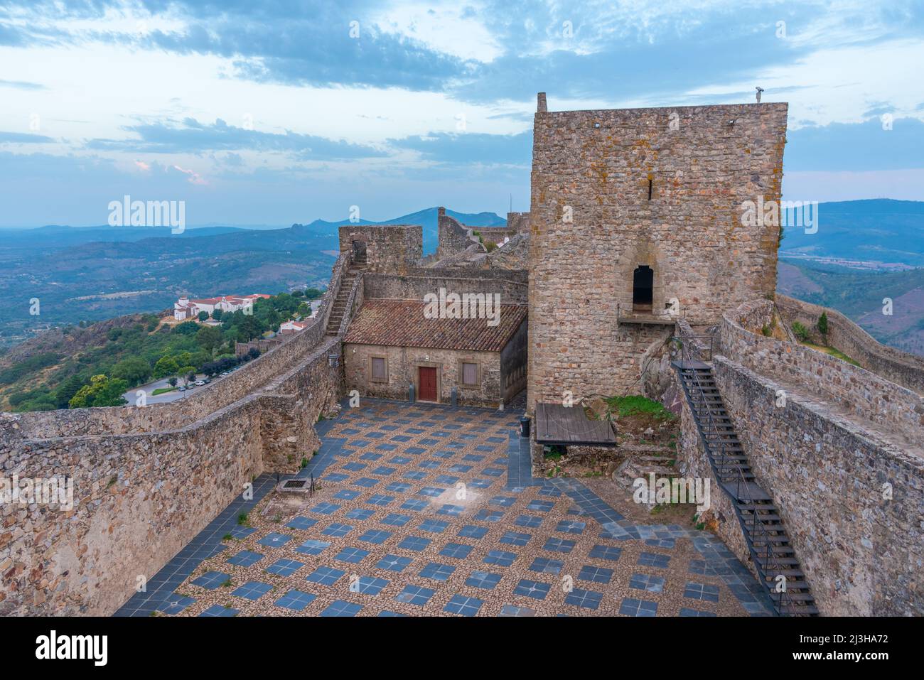 View of the castle in Portuguese village Marvao Stock Photo - Alamy