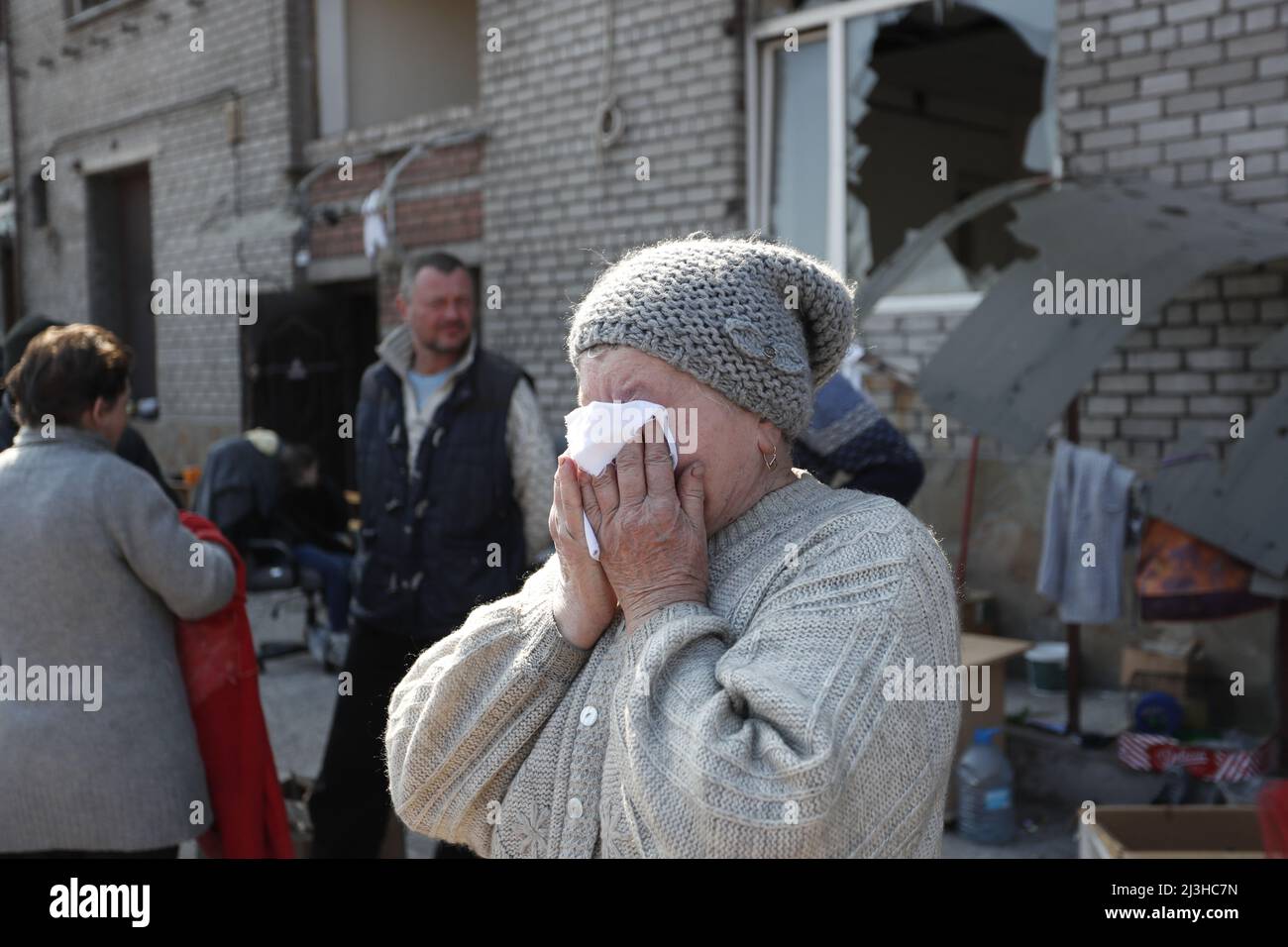 Mariupol. 7th Apr, 2022. Local residents are seen in Mariupol, April 7, 2022. Credit: Victor/Xinhua/Alamy Live News Stock Photo