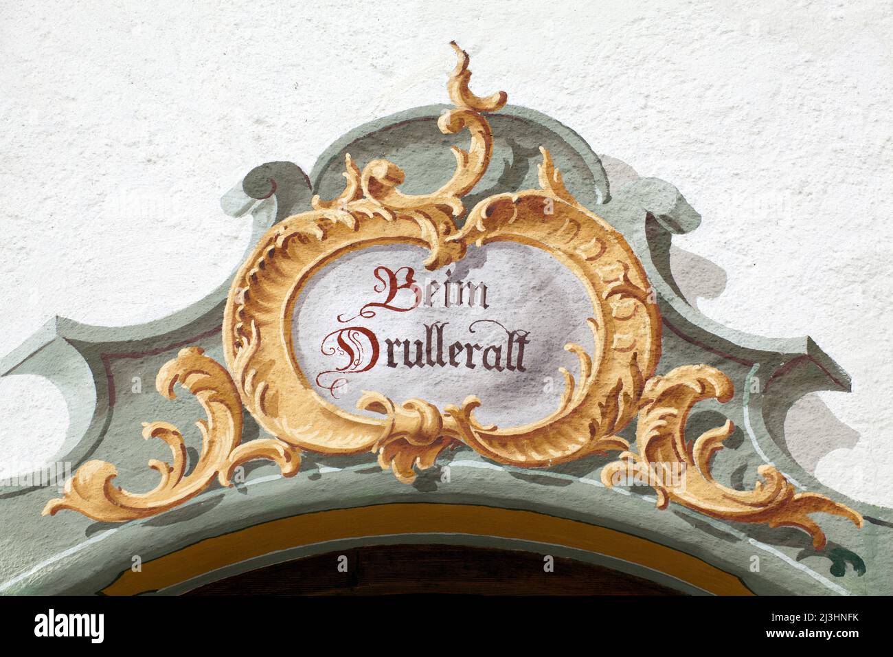 a special cultural asset is the traditional Lüftlmalerei in Mittenwald, old house with the house name 'Beim Drulleralt' whose builders originally came from the neighboring Tyrol. Built in the Kraut Gartl, a former field name Stock Photo