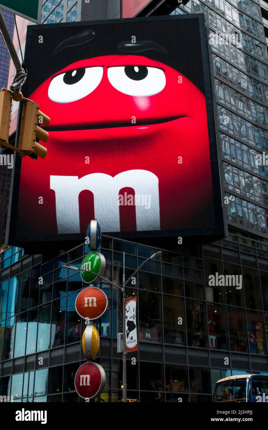 Theater District, New York City, NY, USA, m&m advertisment at times square Stock Photo