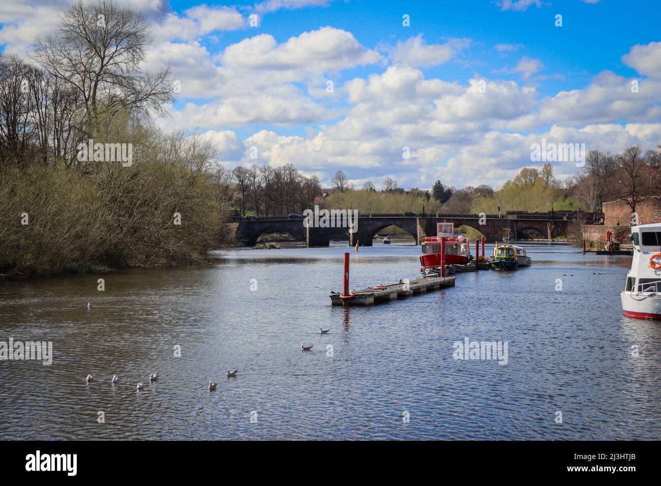 Handbridge hi-res stock photography and images - Alamy
