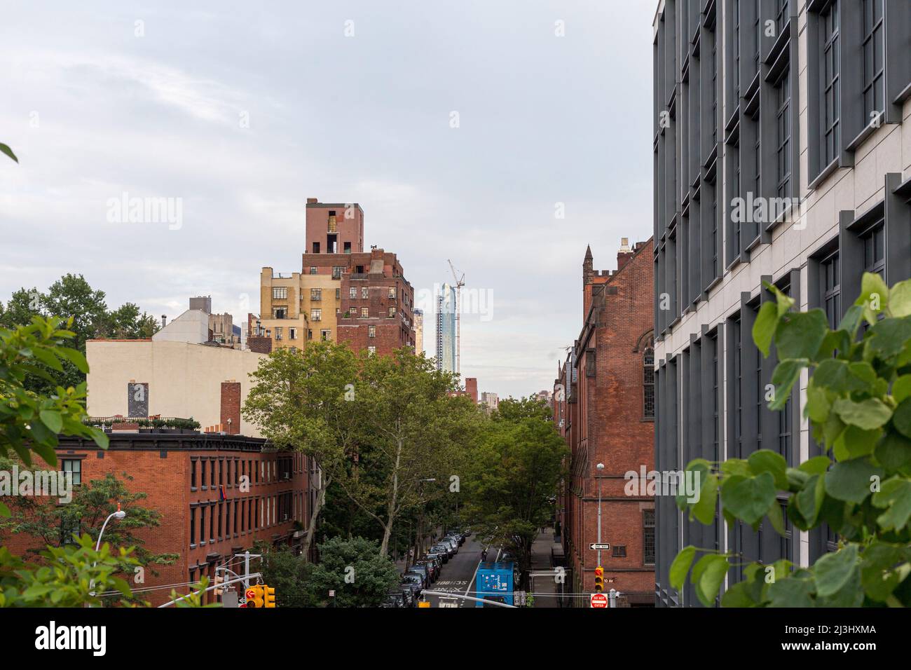 Linear park hi-res stock photography and images - Alamy