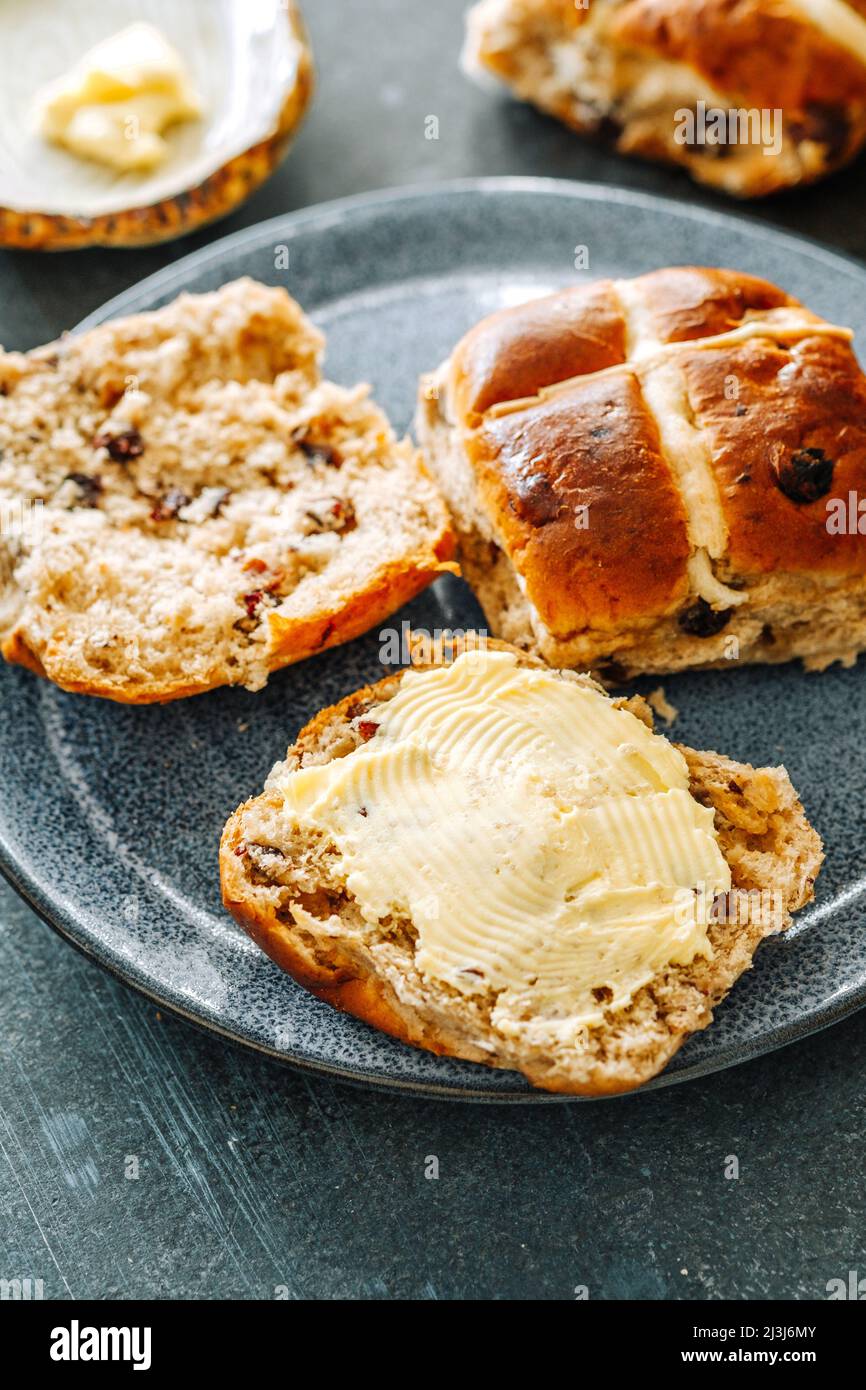 Hot Cross Buns Fruit Buns Stock Photo Alamy