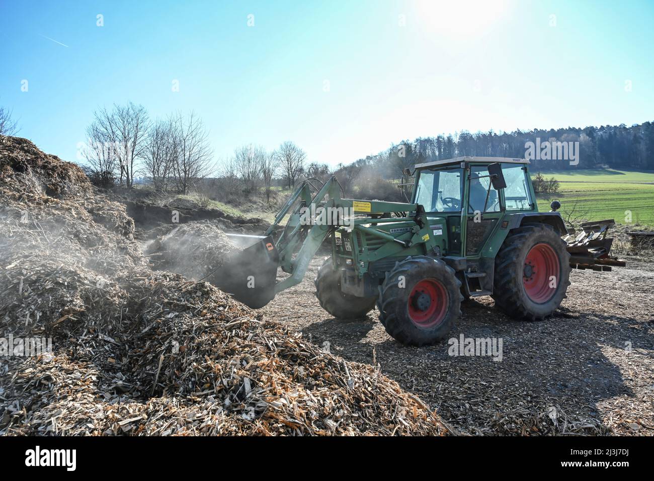 Breuberg, Hesse, Germany, Fendt Farmer 308 LSA / FWA 178 S with loader bucket, year 1998, capacity 4154 ccm, 86 hp Stock Photo