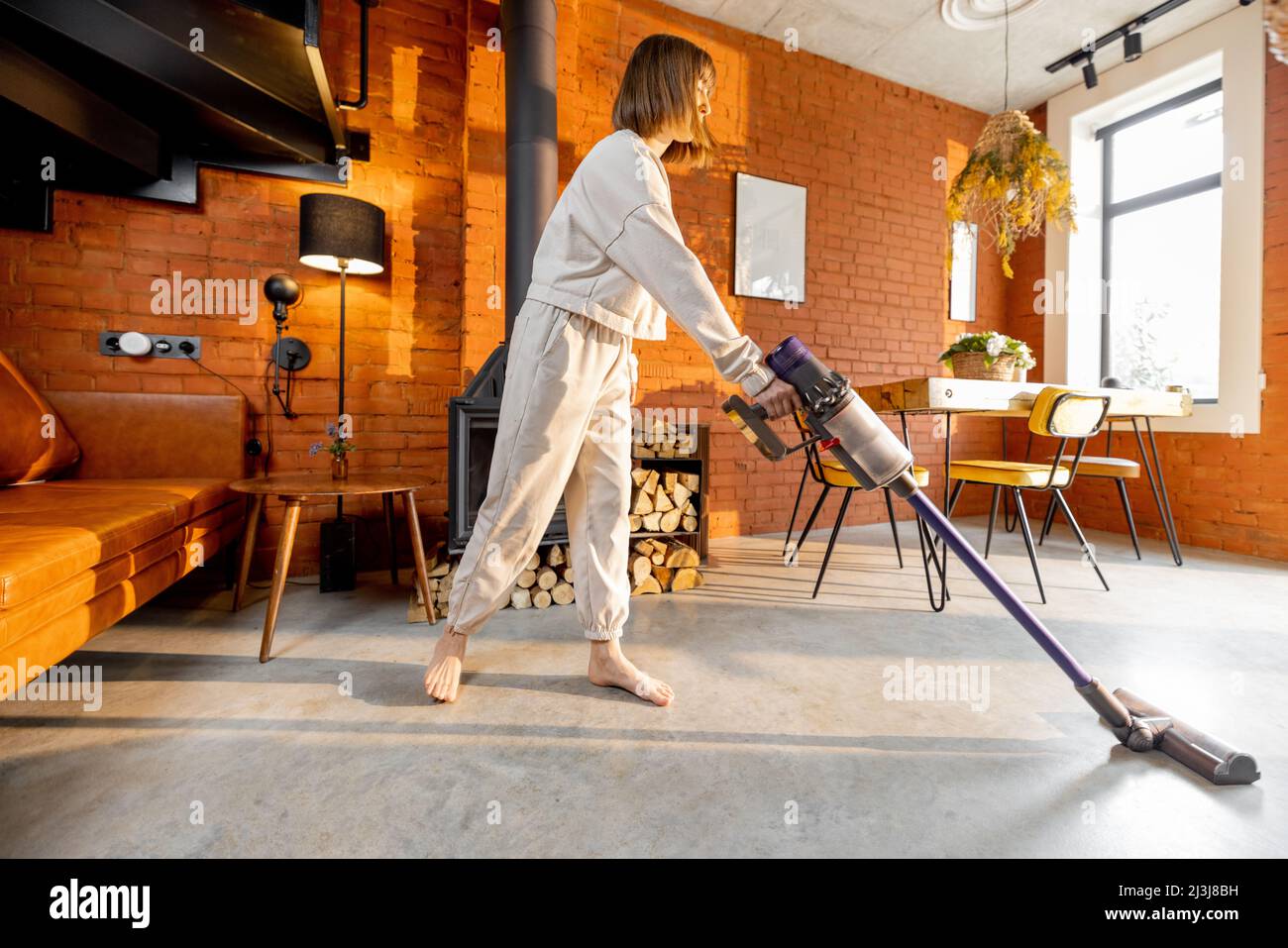 Maid cleaning floor hi-res stock photography and images - Alamy