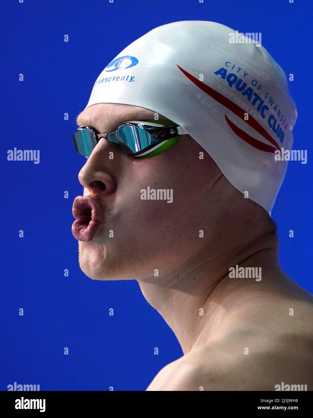 Swansea University's Rhys Edwards in action during the Men's Open 100m Butterfly Finals during day four of the 2022 British Swimming Championships at Ponds Forge International Swimming Centre, Sheffield. Picture date: Friday April 8, 2022. Stock Photo
