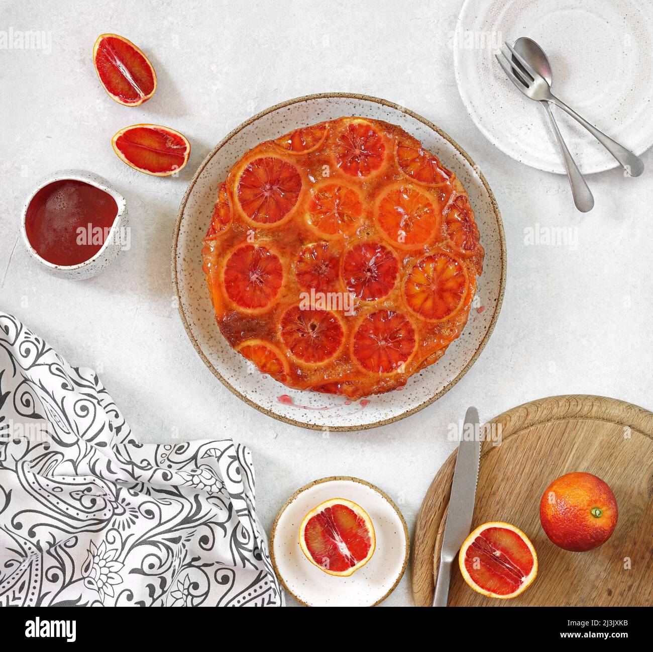 Orange upside down cake hi-res stock photography and images - Alamy