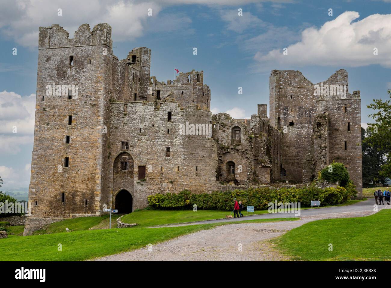 UK, England, Yorkshire.  Bolton Castle, finished 1399, where Mary Queen of Scots was imprisoned several months in 1568-69. Stock Photo