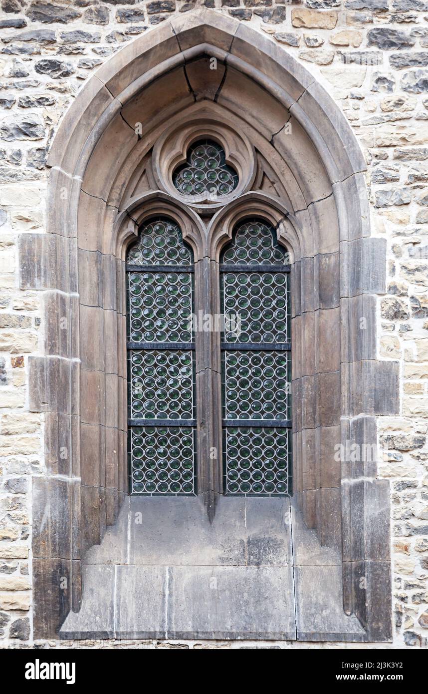 Arched lancet window hires stock photography and images Alamy