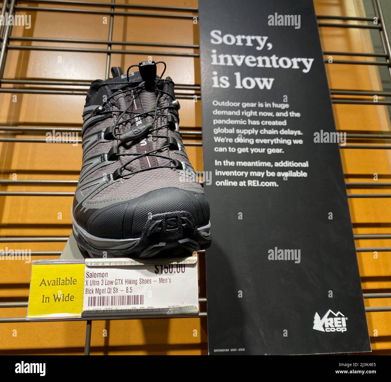 Supply chain issues hires stock photography and images Alamy