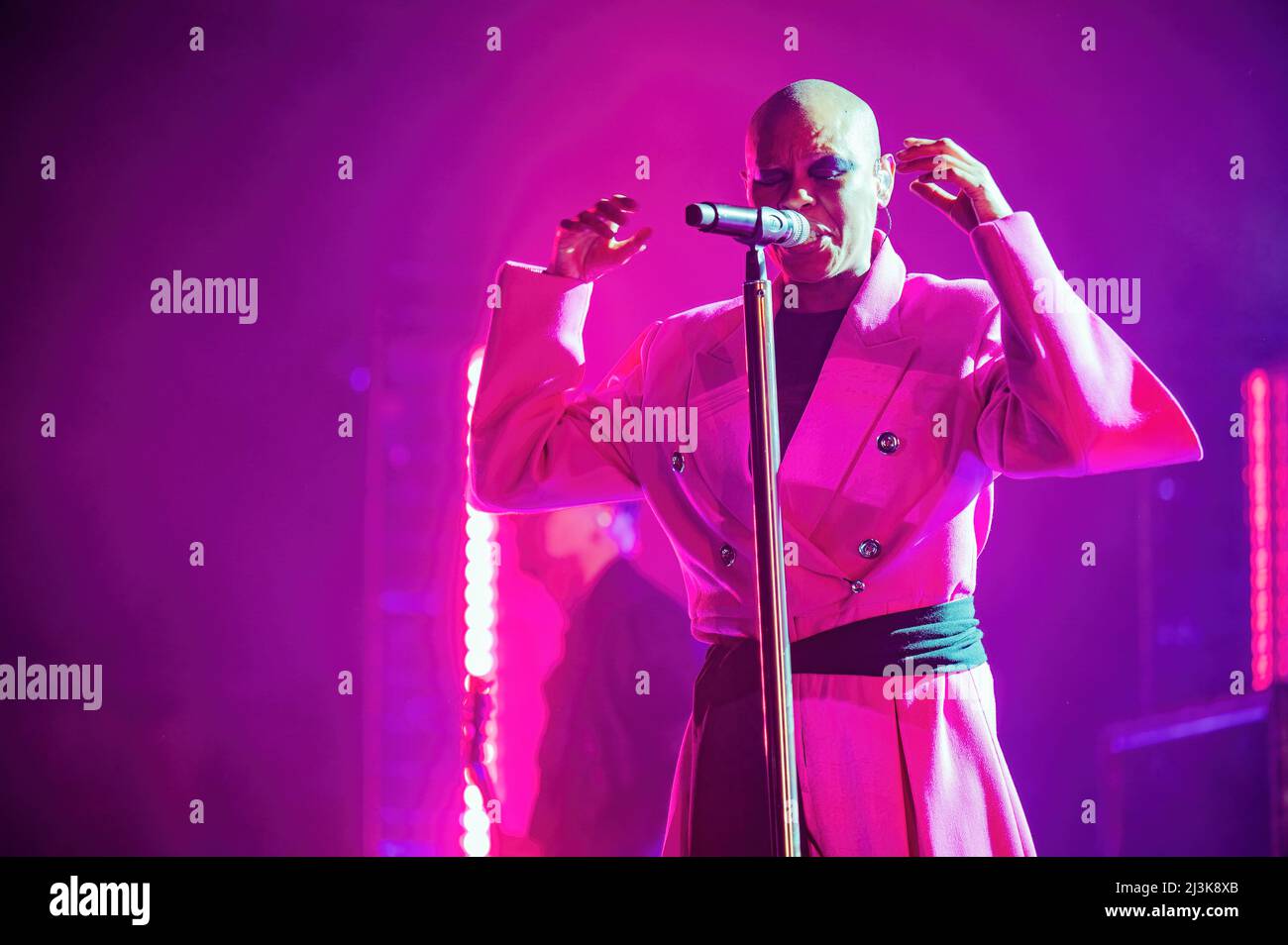 Manchester, UK. 8th April 2021. Skin, Cass, Ace and Mark Richardson of the band Skunk Anansie perform at Manchester Victoria Warehouse . 2022-04-08. Credit:  Gary Mather/Alamy Live News Stock Photo