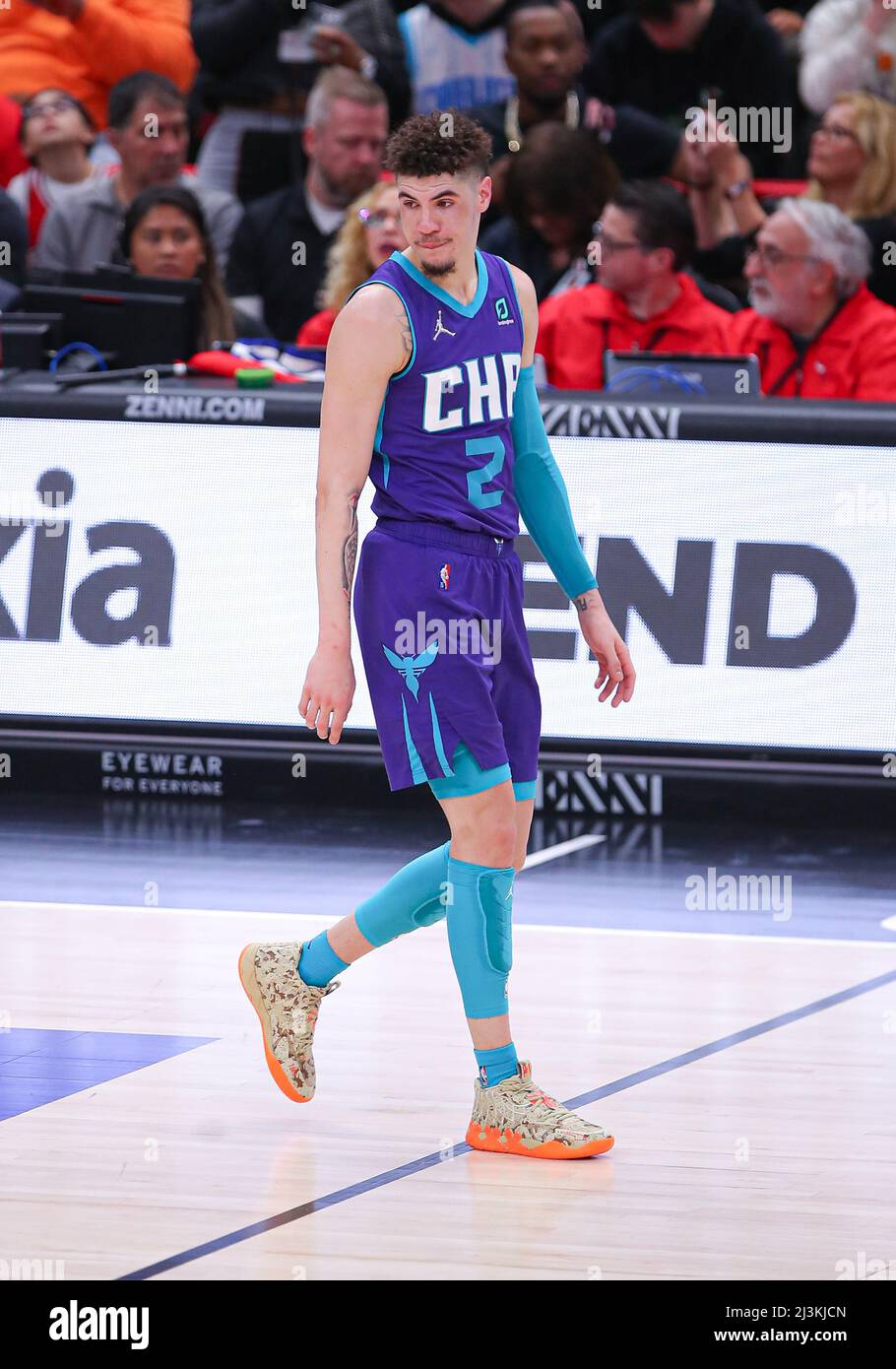 lamelo ball charlotte hornets shoes
