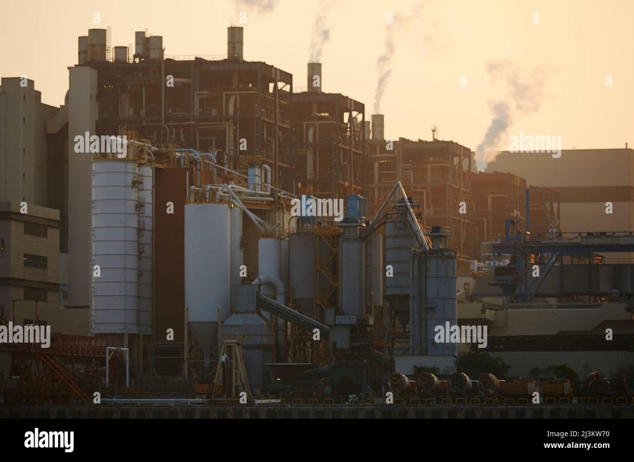 A coalfired power station at sunset, Lamma Island, Hong Kong.; Yung