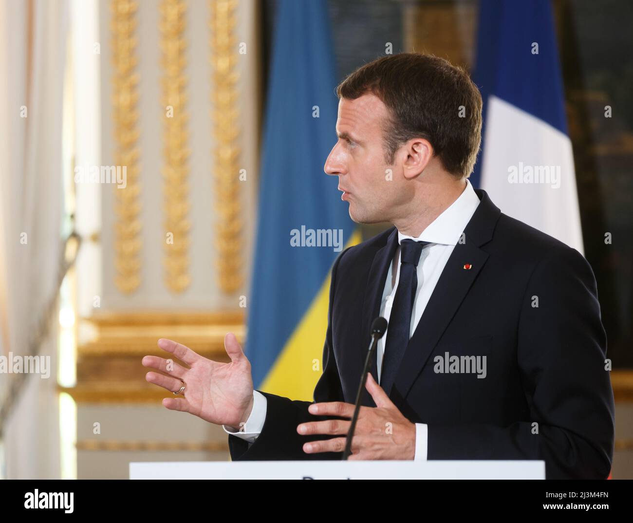 French President Emmanuel Macron delivers a speech during a joint press conference with Ukrainian President Petro Poroshenko at the Elysee Palace in Paris Stock Photo