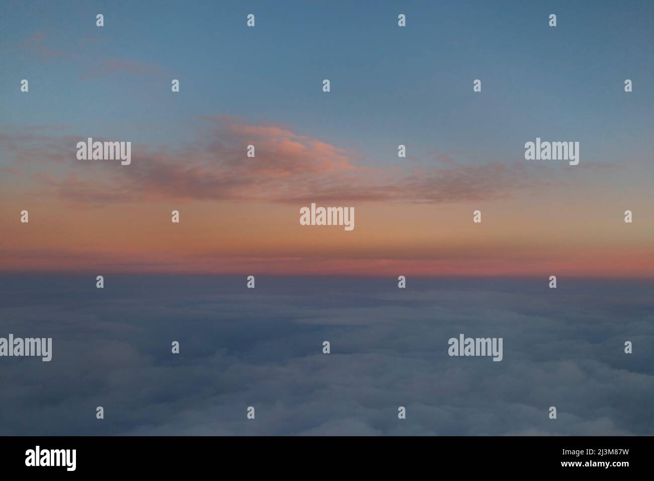 Cloud cover aerial hi-res stock photography and images - Alamy