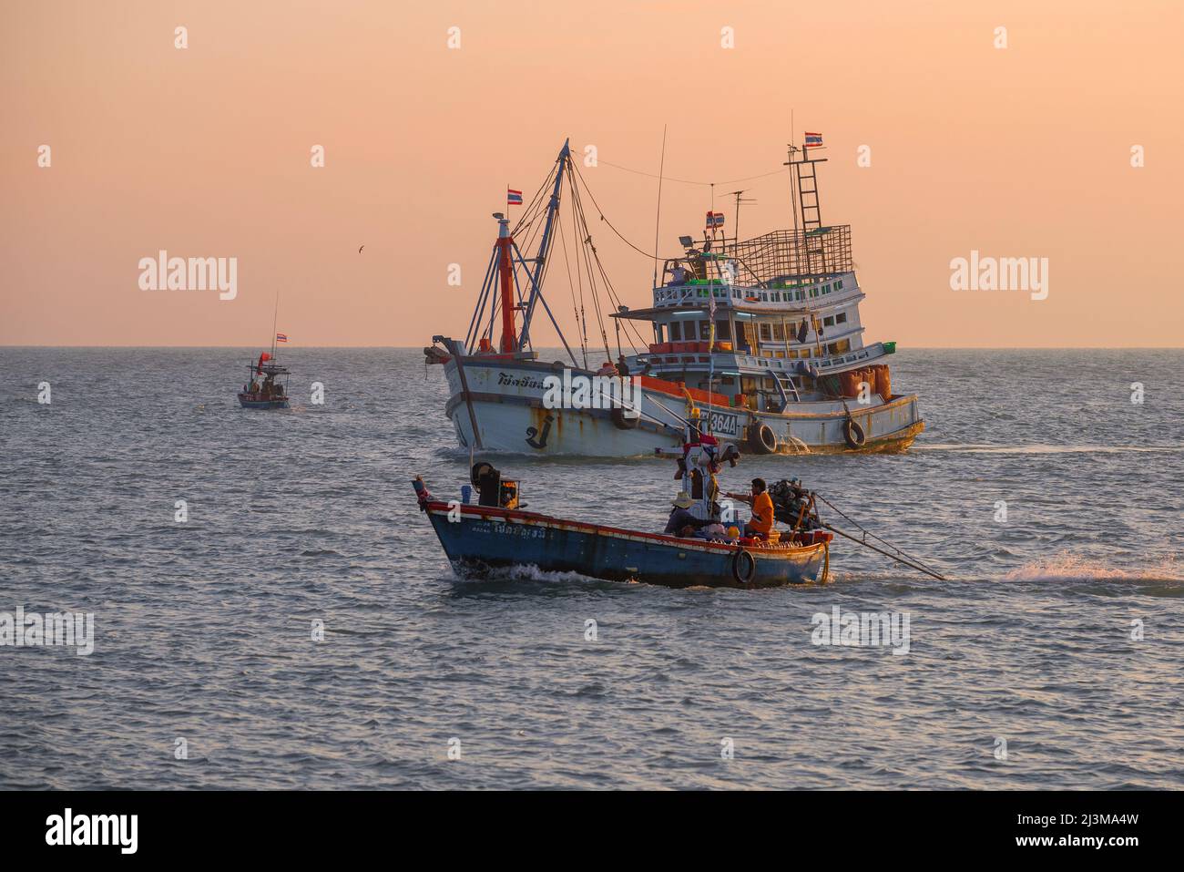 Thailand fishing boat hi-res stock photography and images - Alamy