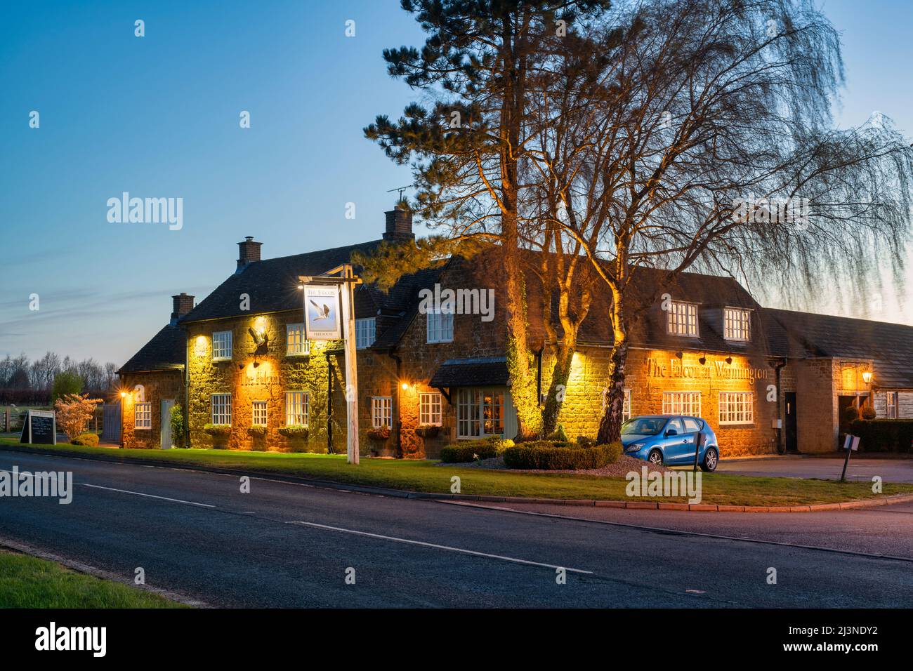 The Falcon Pub at dawn. Warmington, Warwickshire, England Stock Photo