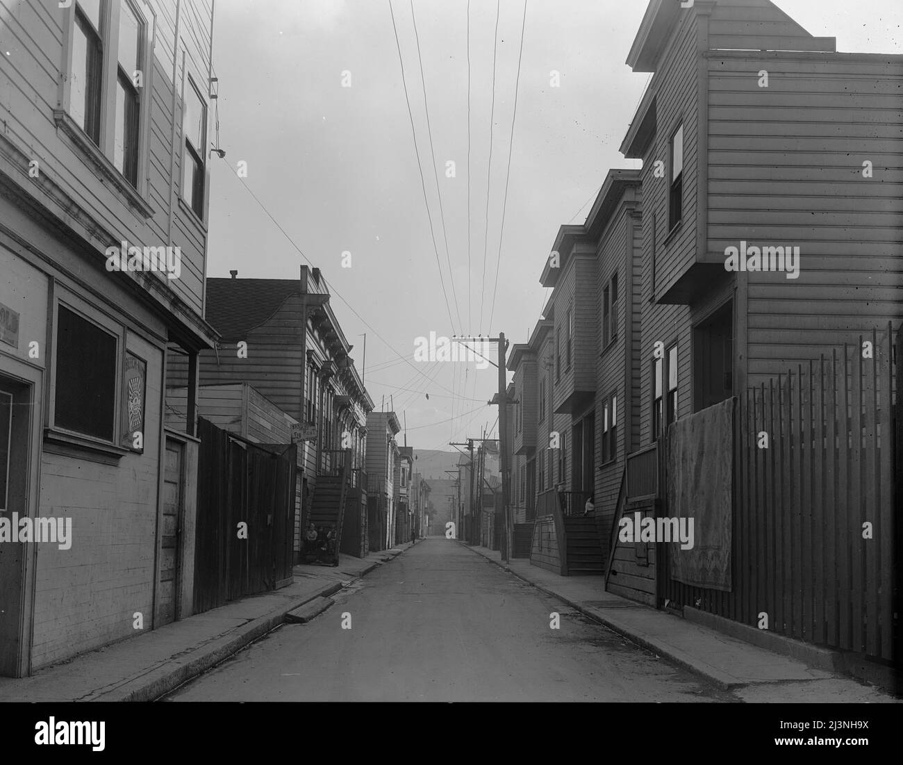 Wooden telegraph poles Black and White Stock Photos & Images Alamy