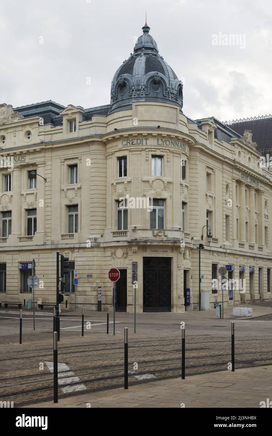 Building of the local branch of the Crédit Lyonnais Bank designed by French architect André Narjoux (1923) in Reims, France. The building was built on the corner of Rue Carnot and Rue du Trésor on the place of the previous bank building destroyed during the First World War. Stock Photo
