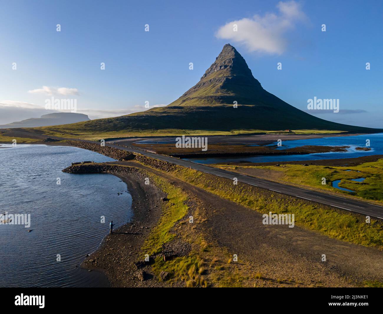 Beautiful aerial view of the Kirkjufell high mountain in Icelan…