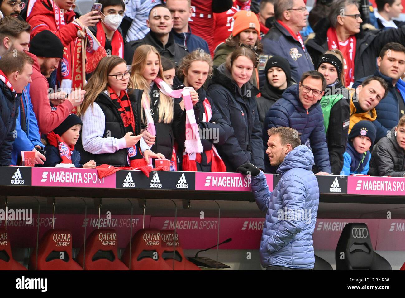 Coach Julian NAGELSMANN (FC Bayern Munich) talks to fans, football fans before the game starts. Football 1st Bundesliga season 2021/2022, 29.matchday, matchday29. FC Bayern Munich - FC Augsburg on April 9th, 2022, ALLIANZARENA Munich. Stock Photo