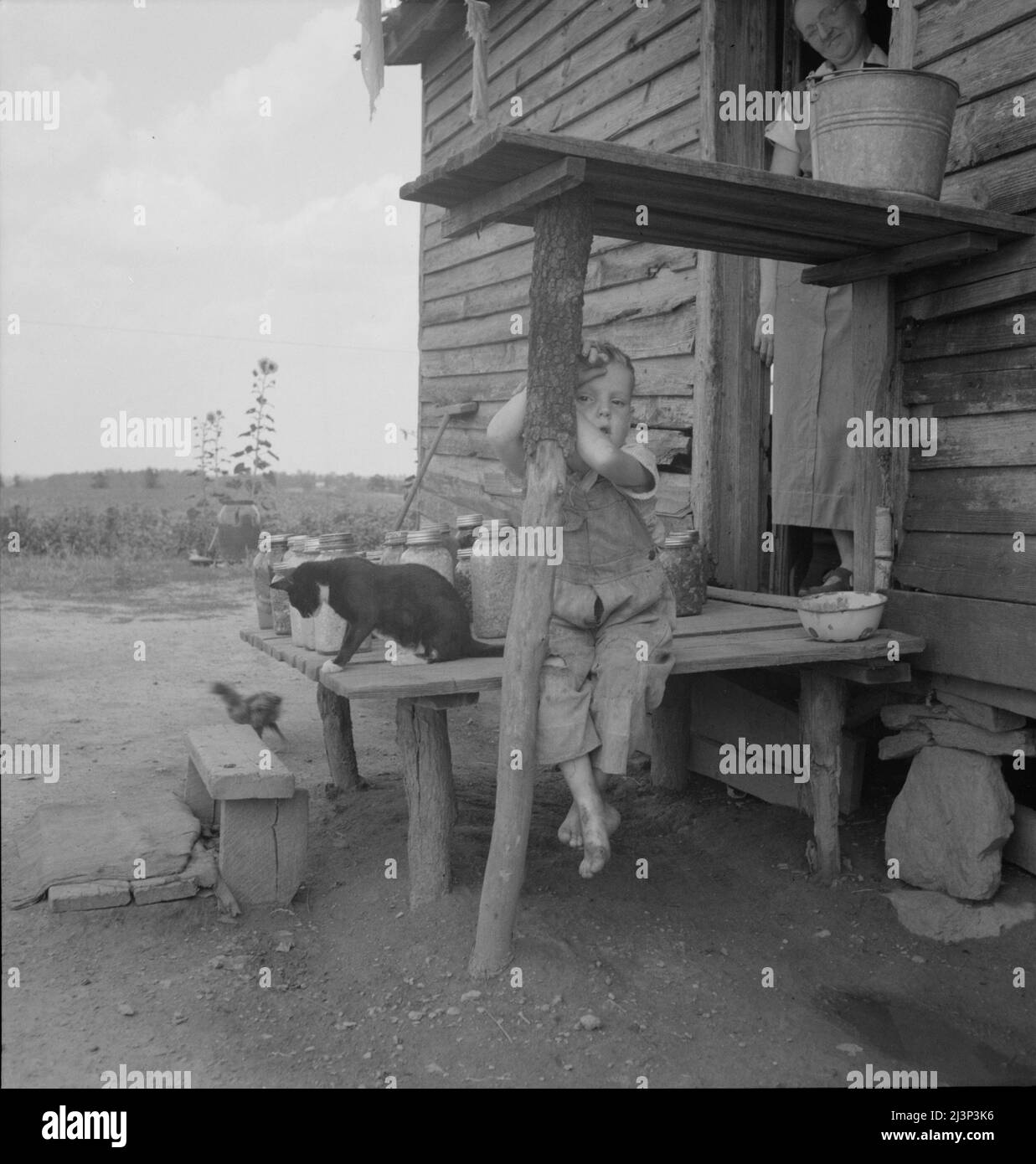 Poor black children south carolina Black and White Stock Photos