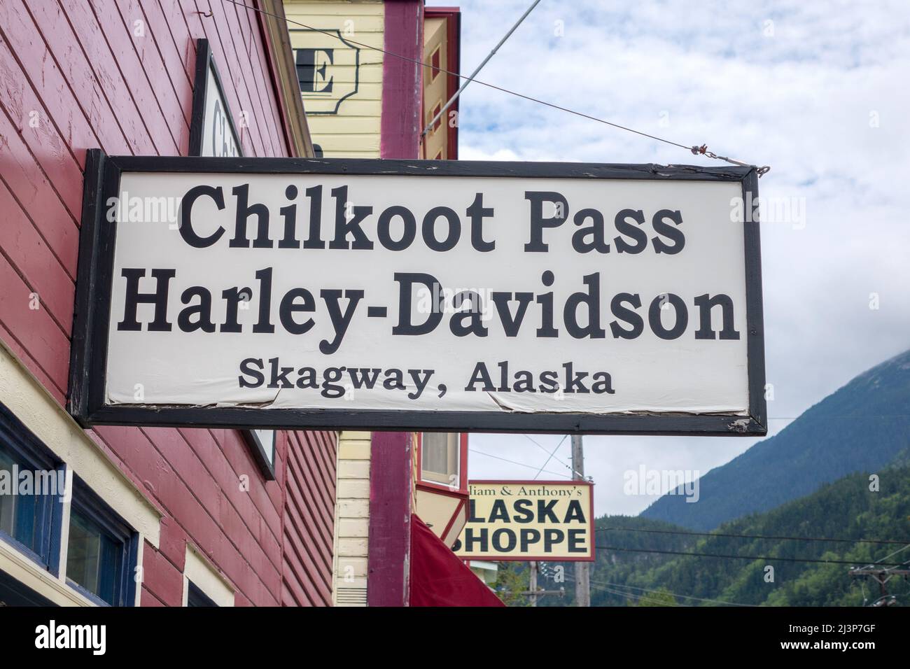 Sign Outside A Harley Davidson Dealer In Skagway Alaska Chilkoot Pass Harley Davidson Motorcycle Dealership Stock Photo