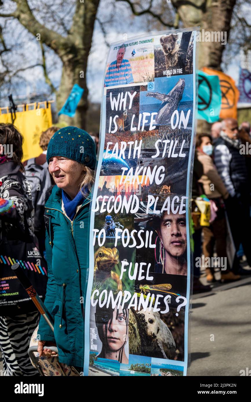 Banner calling for End of fossil fuels, We Will Not Be Bystanders, an