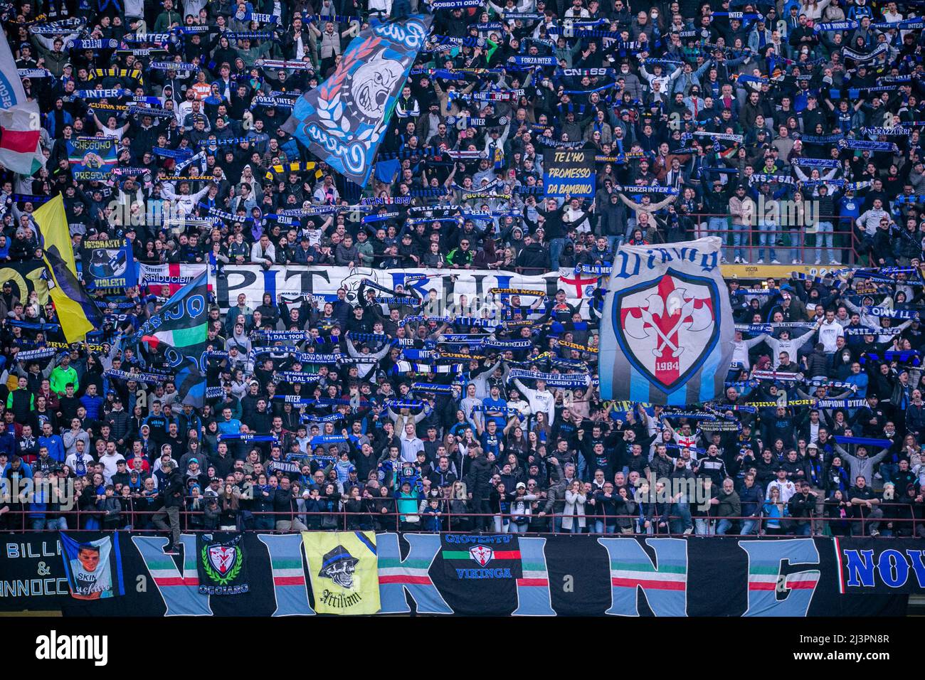 Curva nord hi-res stock photography and images - Alamy