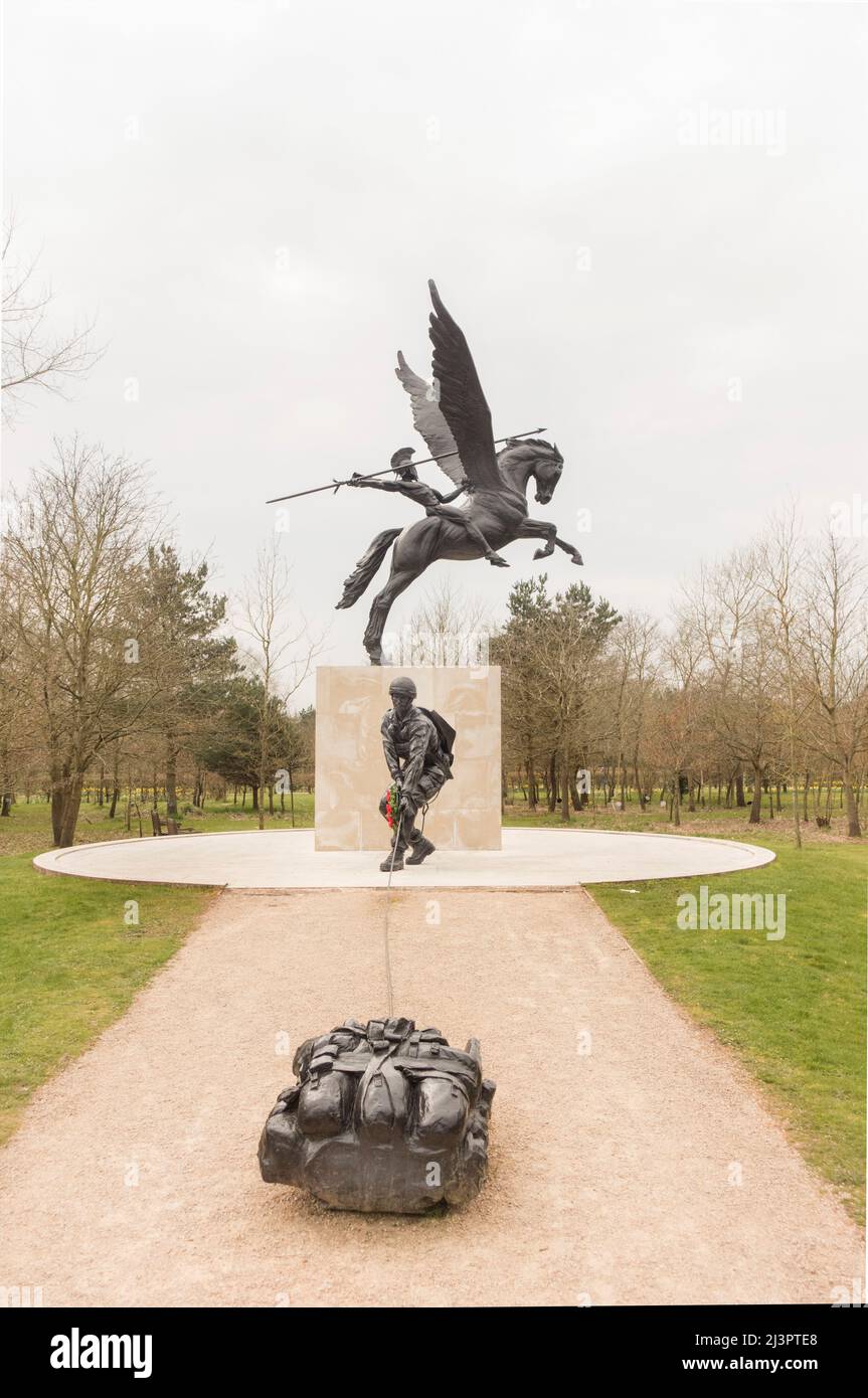 Memorial to the Parachute Regiment and airborne services at the National War Memorial Arboretum, Staffordshire, England, UK Stock Photo