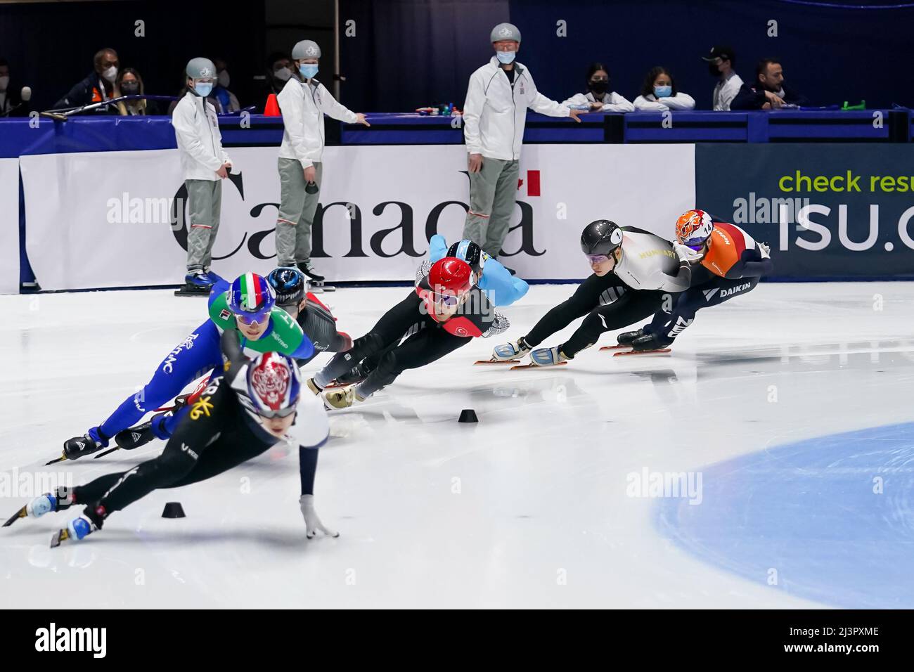 MONTREAL, CANADA - APRIL 9: June Seo Lee of the Republic of Korea, Luca Spechenhauser of Italy, Pascal Dion of Canada, Furkan Akar of Turkey, Stijn Desmet of Belgium, Shaoang Liu of of Hungary and Sjinkie Knegt of the Netherlands competing in the mens 1500m final A during Day 2 of the ISU World Short Track Championships at the Maurice Richard Arena on April 9, 2022 in Montreal, Canada (Photo by Andre Weening/Orange Pictures) Stock Photo