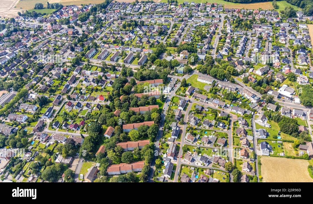 Aerial view, terraced housing estate between Carl-Bosch-Straße and Heimstraße in the district of Methler, Kamen, Ruhr area, North Rhine-Westphalia, Ge Stock Photo
