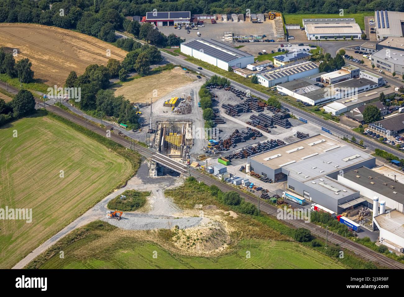 Aerial view, auxiliary , Luftbild, Hilfsbrücken unterhalb der Gleise neben der Südkamener Straße in Südkamen, Kamen, Ruhrgebiet, Nordrhein-Westfalen, Stock Photo