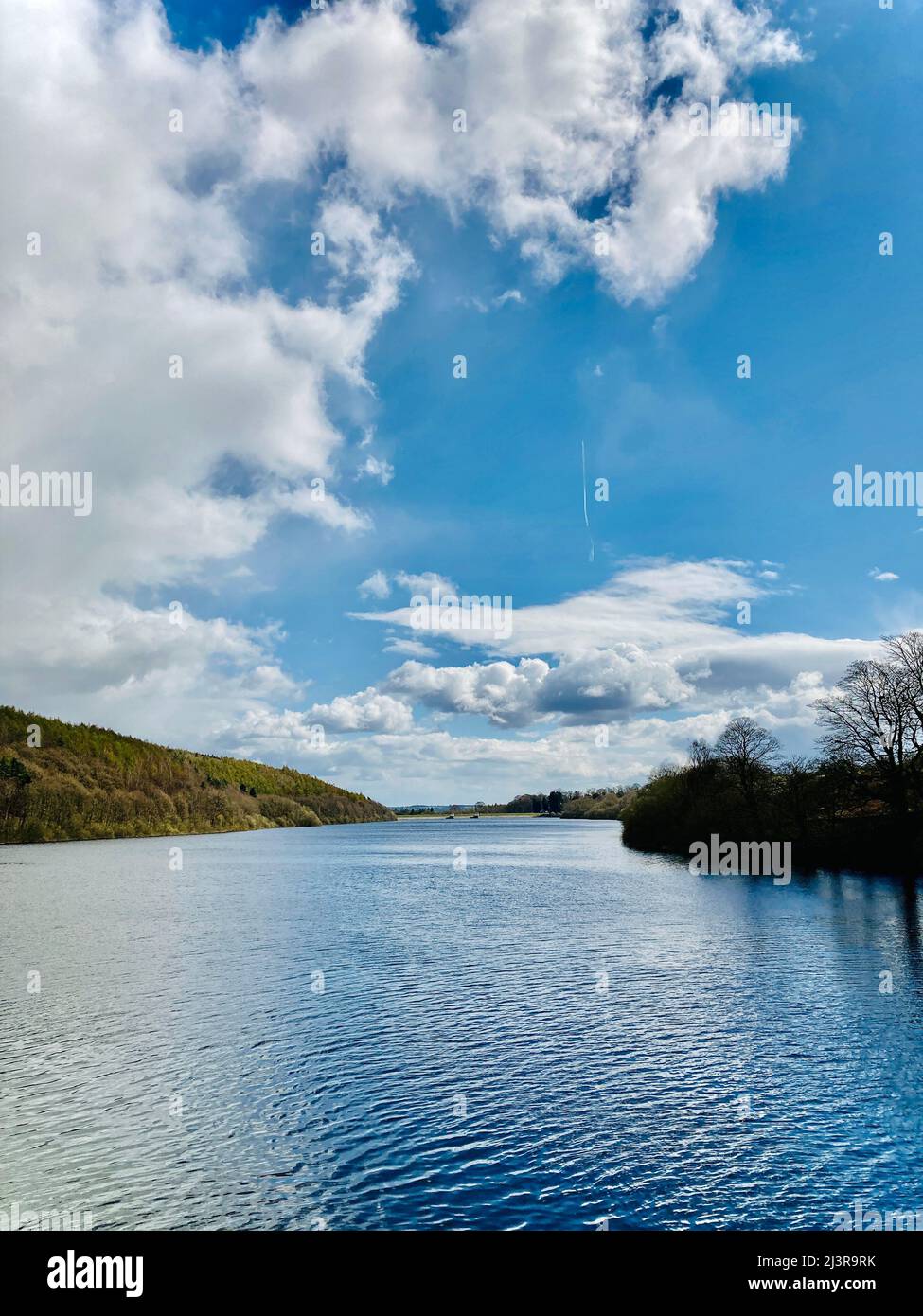 Lindley Wood Reservoir landscape. The reservoir was built by navvies and is connected to the River Washburn in the Washburn Valley near Otley, UK. Stock Photo