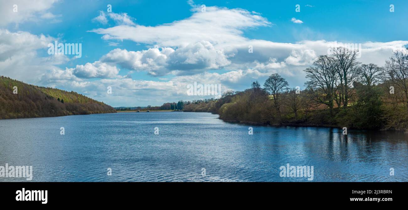 Lindley Wood Reservoir landscape. The reservoir was built by navvies and is connected to the River Washburn in the Washburn Valley near Otley, UK. Stock Photo