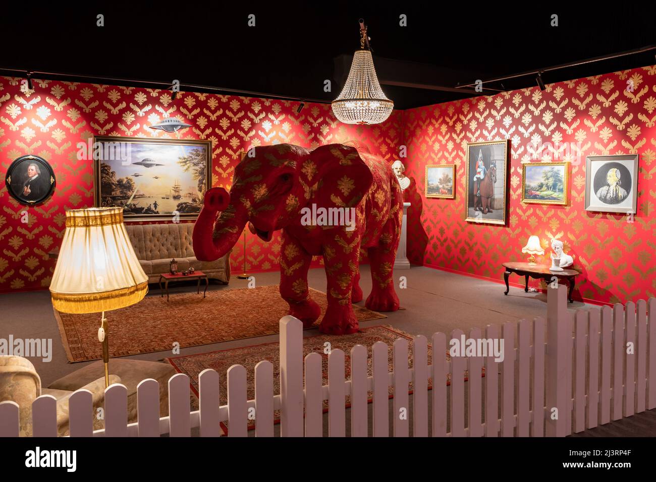 Elephant in the room banksy hires stock photography and images Alamy