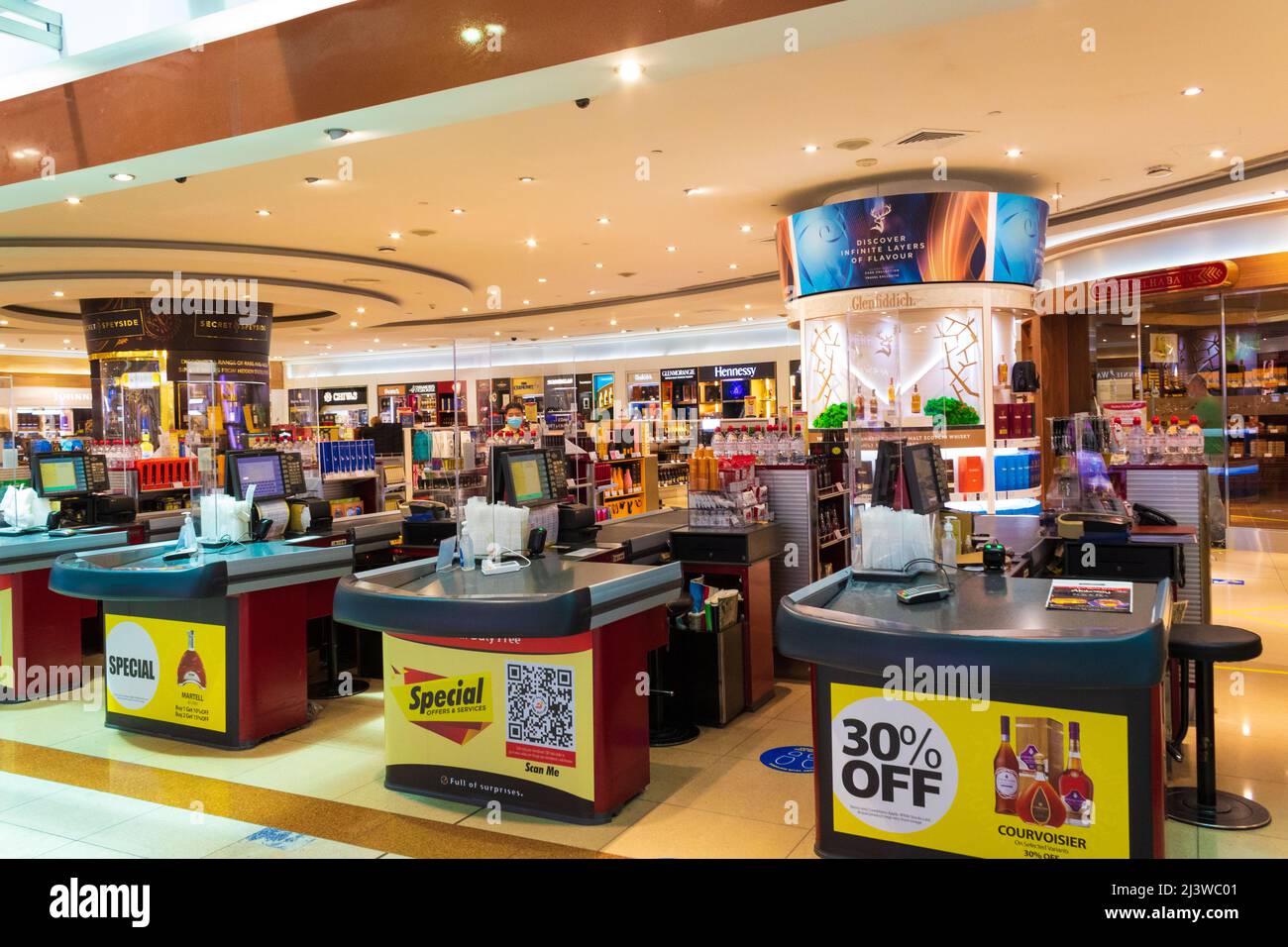 view-of-dubai-international-airport-terminal-3-terminal-3-of-dubai