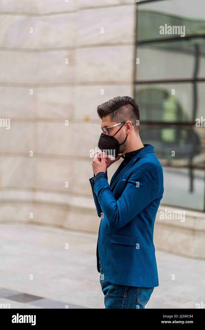 Employee talking business stuff hi-res stock photography and images - Alamy