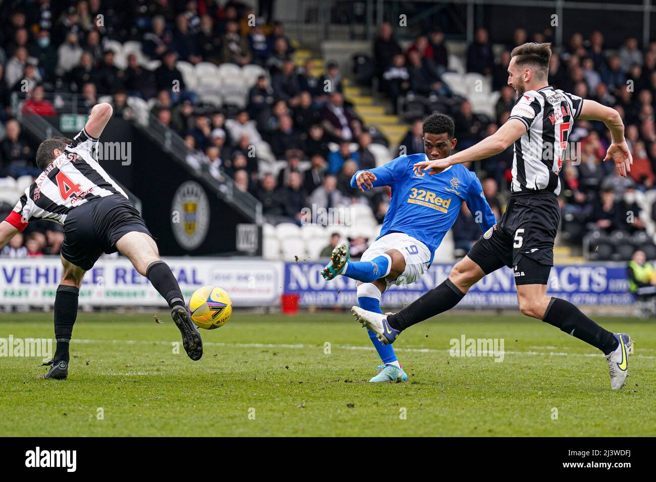 Rangers' Amad Diallo shoots at goal during the cinch Premiership match at The SMISA Stadium, Paisley. Picture date: Sunday April 10, 2022. Stock Photo