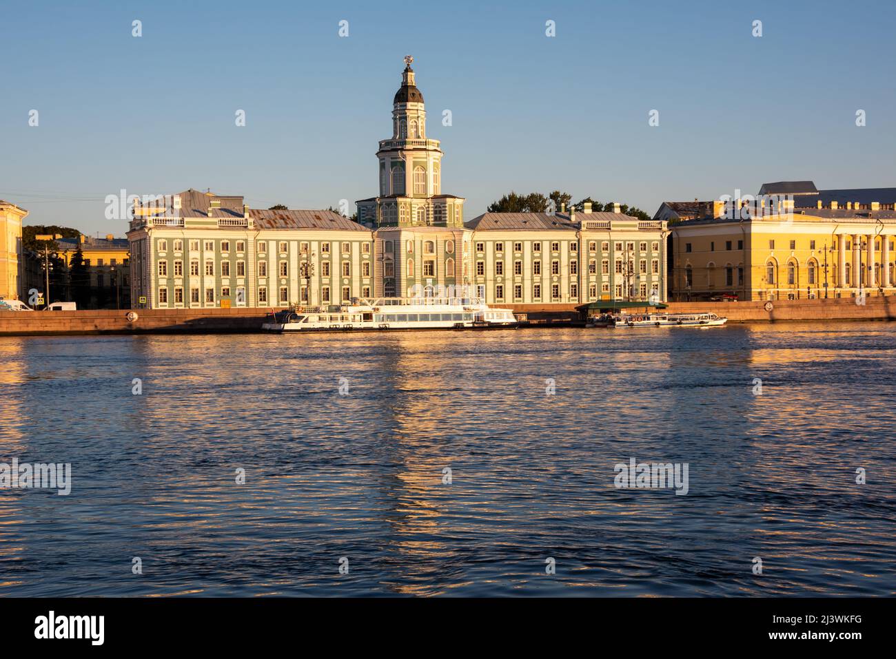 St. Petersburg in Russia, ciity view with landmarks Stock Photo - Alamy