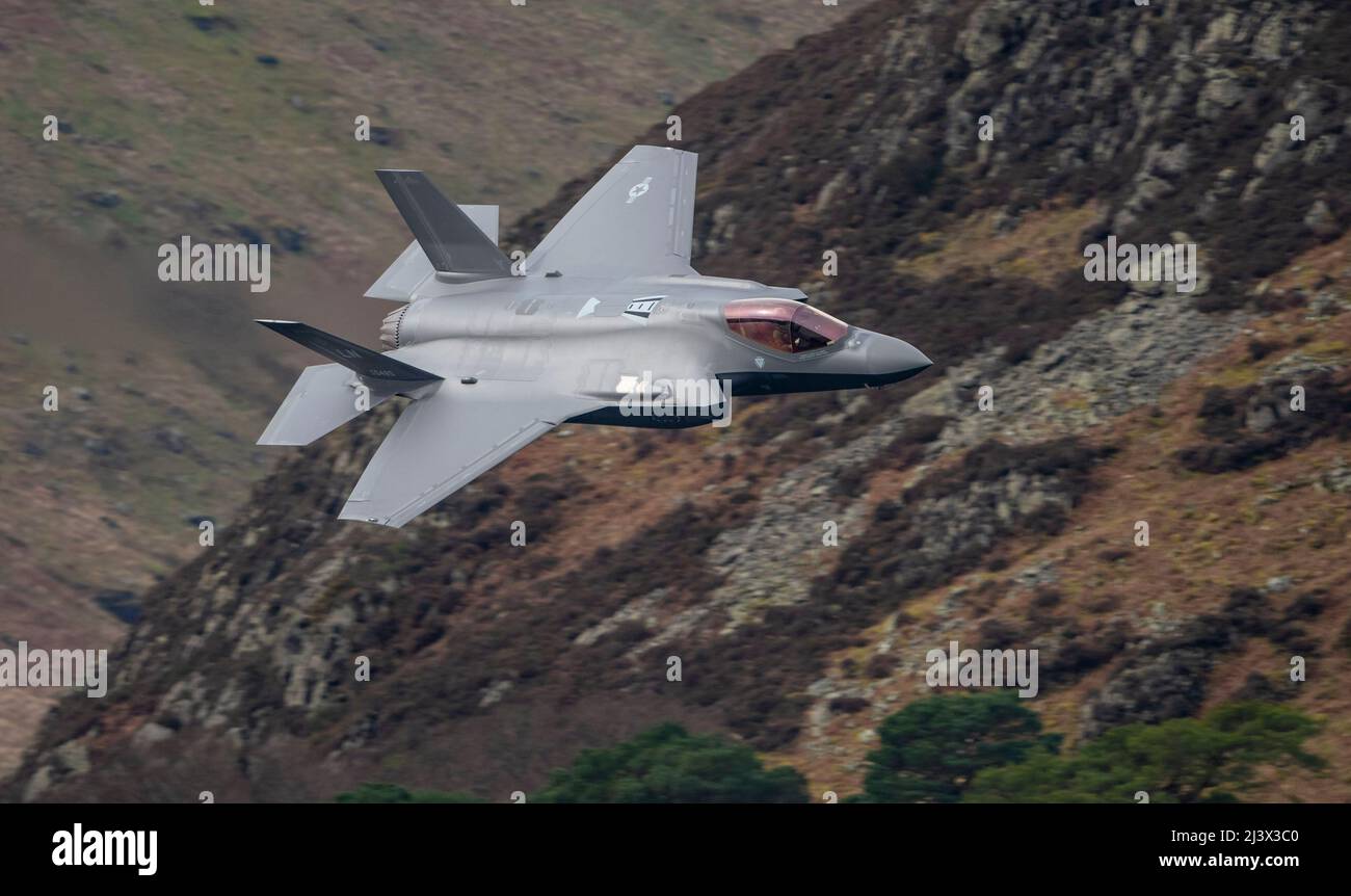 USAF F-35A Lightning II 'Loki' flight from RAF Lakenheath 495th Valkyries squadron operating low level in the Lake District Stock Photo