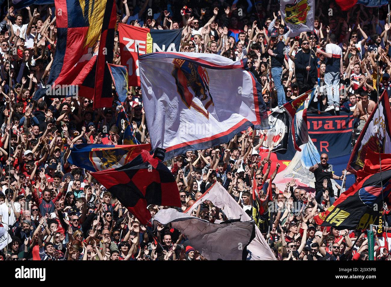 Which team from Genoa to support? : r/seriea