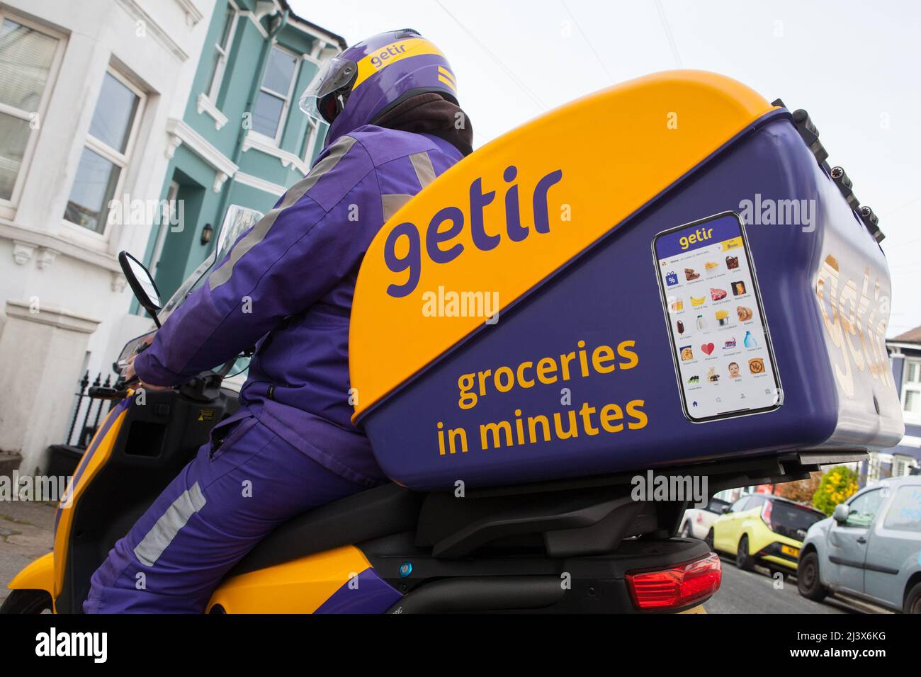 Getir courier in Brighton, East Sussex Stock Photo
