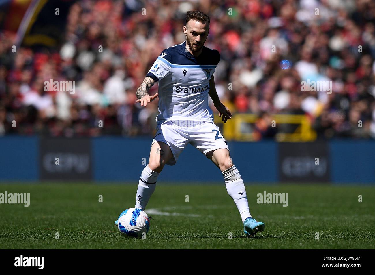 Genoa, Italy. 10 April 2022. Manuel Lazzari of SS Lazio in action during  the Serie A football match between Genoa CFC and SS Lazio. Credit: Nicolò  Campo/Alamy Live News Stock Photo - Alamy